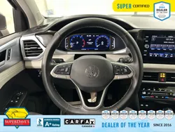 Vehicle photo 24
