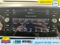Vehicle photo 26