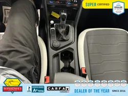 Vehicle photo 34