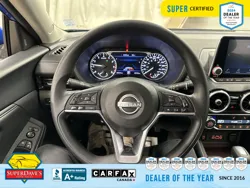 Vehicle photo 24