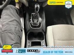 Vehicle photo 29